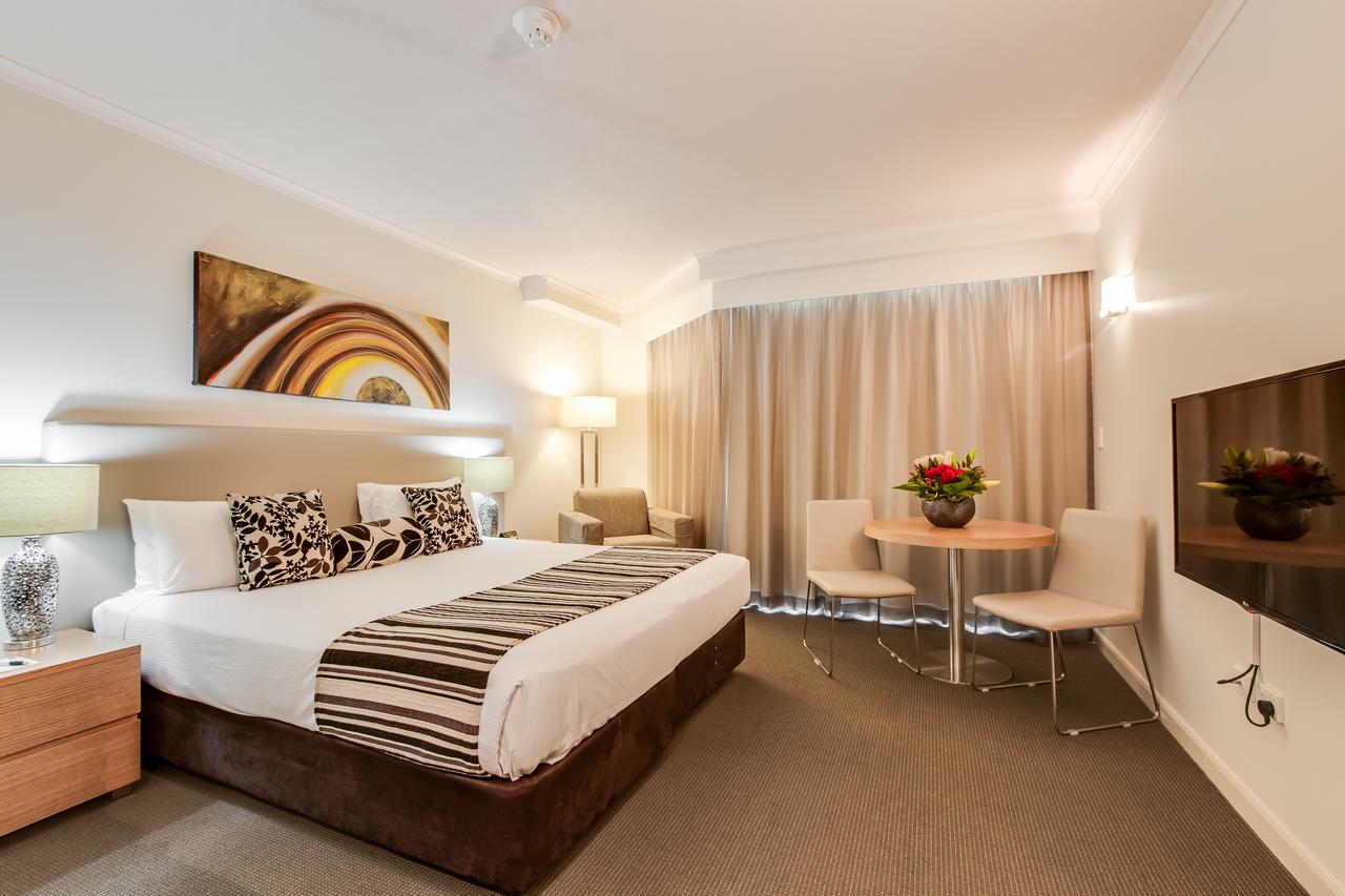 Central Cosmo Apartment Hotel - Brisbane Tourism